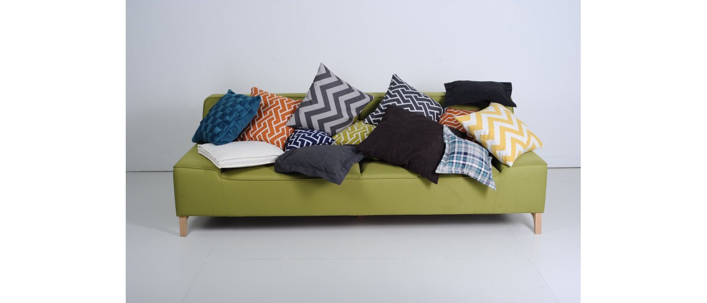 Декоративні подушки для дивана img №1